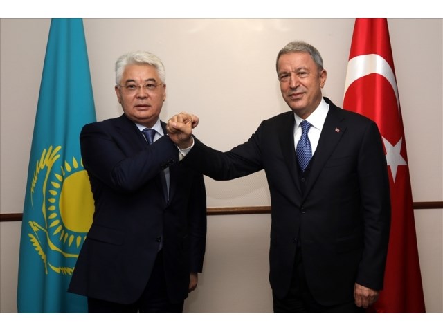 Турция подстрекает Азербайджан к войне с Арменией Турция подстрекает Азербайджан к войне с Арменией геополитика