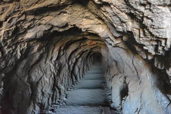 Мексиканец копал туннель 32 года в никуда
