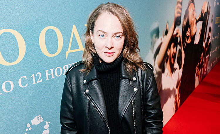 Аглая Тарасова, Павел Табаков и другие на премьере фильма "Еще по одной"