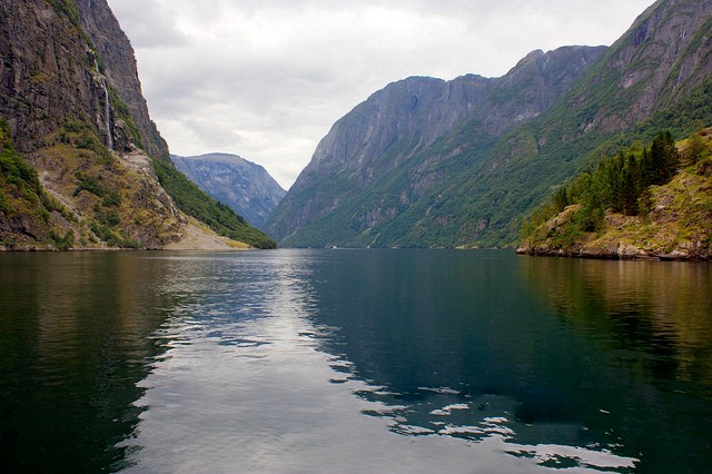 Люсе-фьорд , Норвегия авиатур