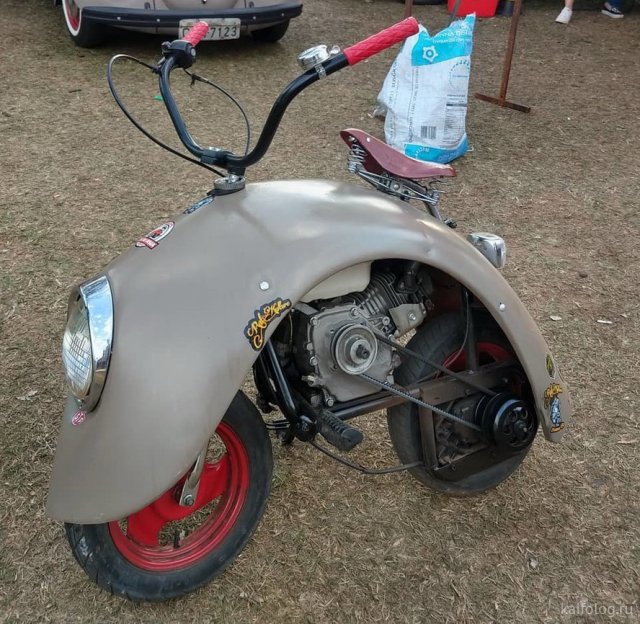 Сегодня – день рождения первого мотоцикла  Марки и модели,мотоциклы,юмор