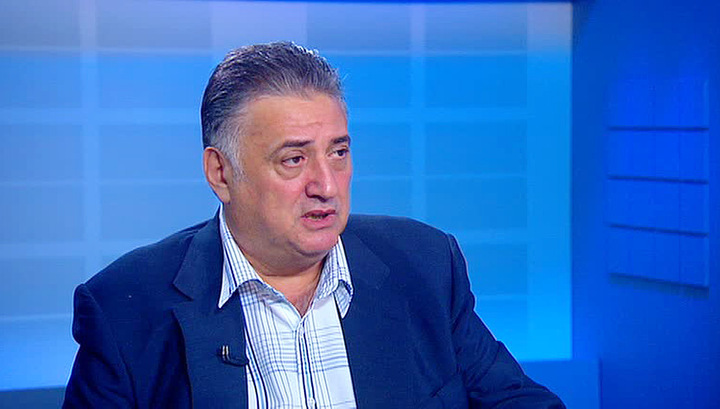 Семён Багдасаров предлагает отозвать признание Порошенко и ждать «освобождения Киева» Семён Багдасаров предлагает отозвать признание Порошенко и ждать «освобождения Киева»