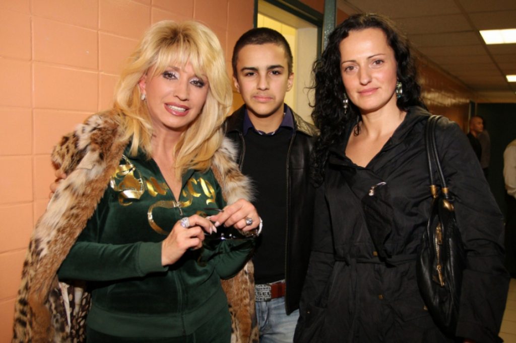 Взрослый внук Аллегровой восхищает фанаток 