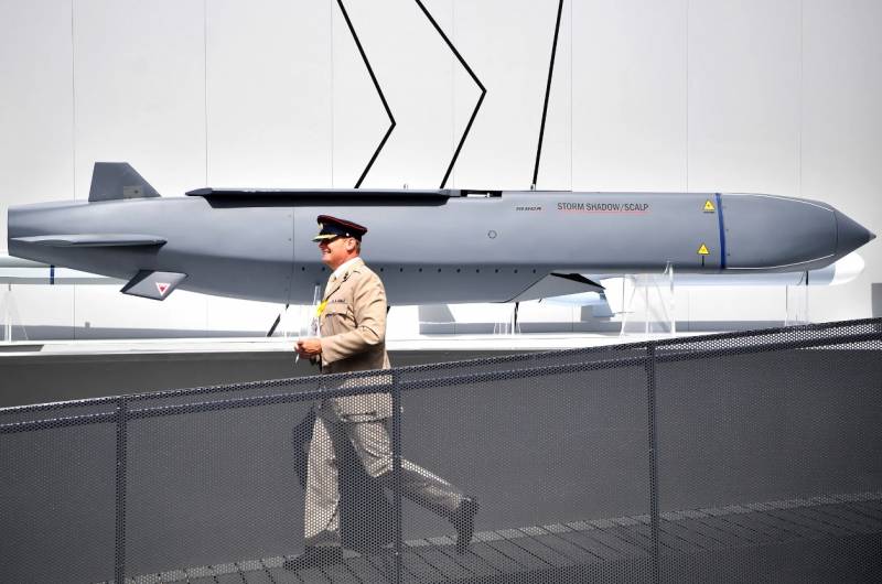 ЗРК С-400 плюс самолёт ДРЛОиУ А-50У: долгожданное решение с далеко идущими последствиями ввс,оружие