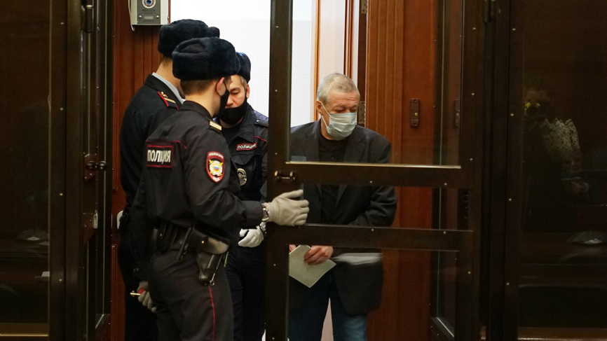 Адвокат Волкова объяснила, как Ефремов лишил себя более мягкого приговора
