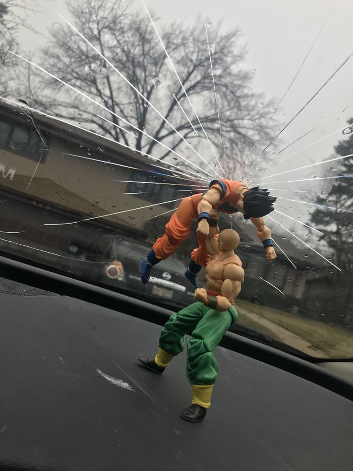 "Я починил разбитое стекло в машине"