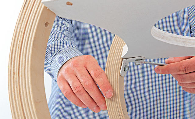 Самодельные санки из фанеры Самодельные санки из фанеры сделай сам