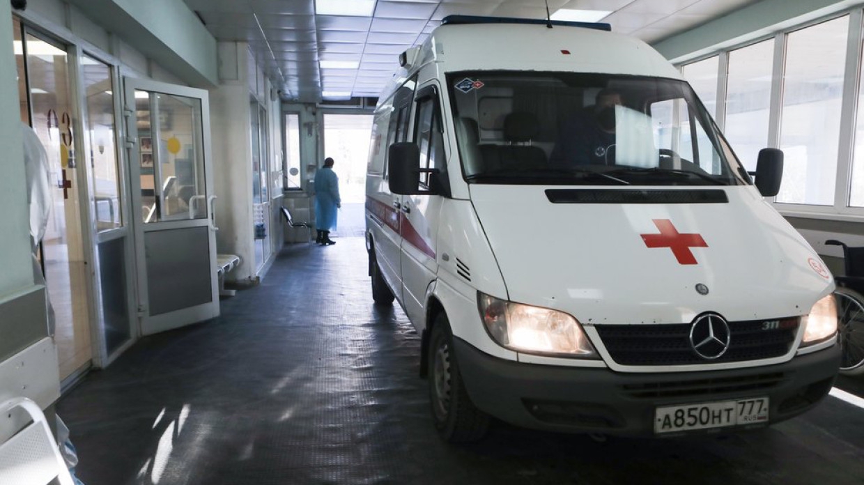 Петербуржец умер в реанимации после заплыва в бассейне фитнес-клуба