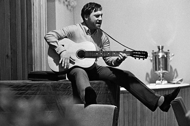 Как снималась первая постельная сцена в СССР 