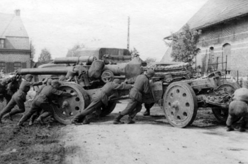 Трофейные 105-мм пушки и 150-мм тяжелые полевые гаубицы на службе в РККА Трофейные 105-мм пушки и 150-мм тяжелые полевые гаубицы на службе в РККА оружие