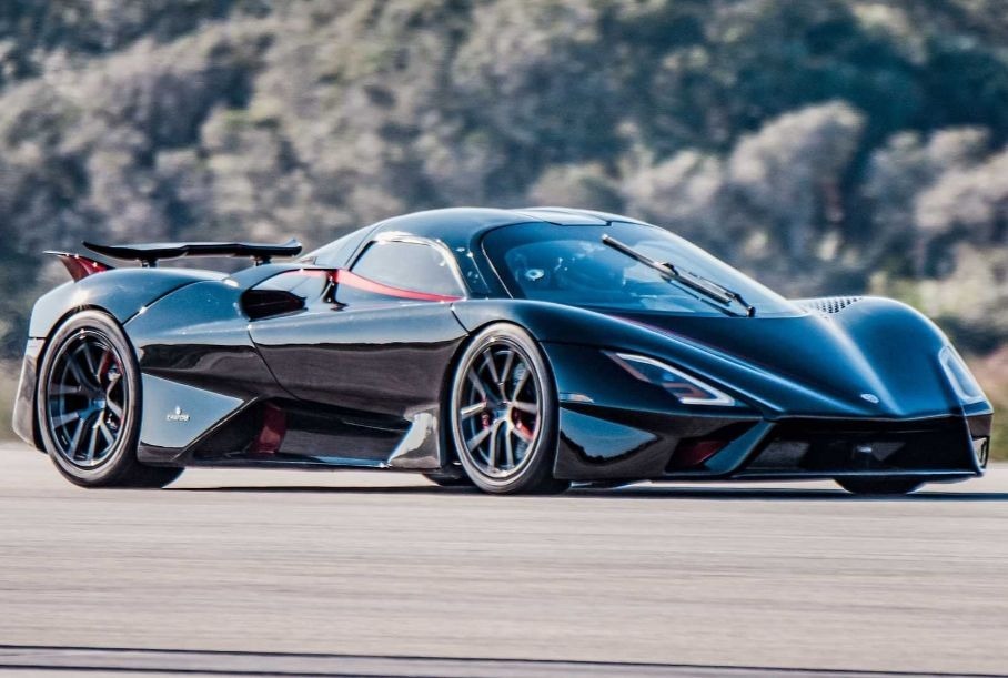 Гиперкару SSC Tuatara все уже удалось установить рекорд скорости
