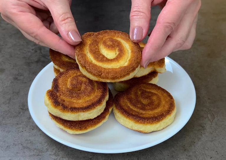 Готовлю «вкусняшку» к ЧАЮ без муки и без дрожжей за 10 минут: съедается МОМЕНТАЛЬНО, даже остыть не успевает