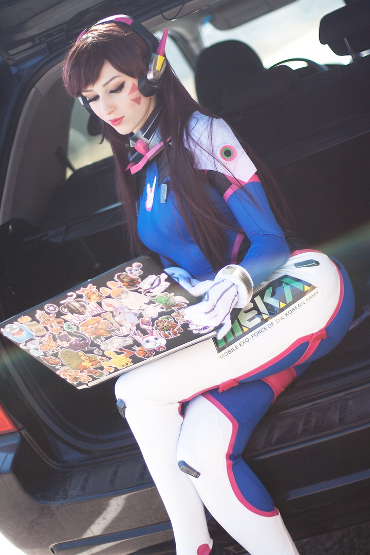 Overwatch - Косплей: Мария Давыдова в образе прекрасной D.Va Overwatch - Косплей: Мария Давыдова в образе прекрасной D.Va Игры