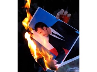 Раньше у Макрона болело в Мали, теперь еще зачесалось и в ЦАР...