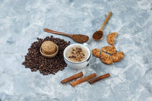 Эндокринолог Вараева назвала самые полезные специи для кофе
