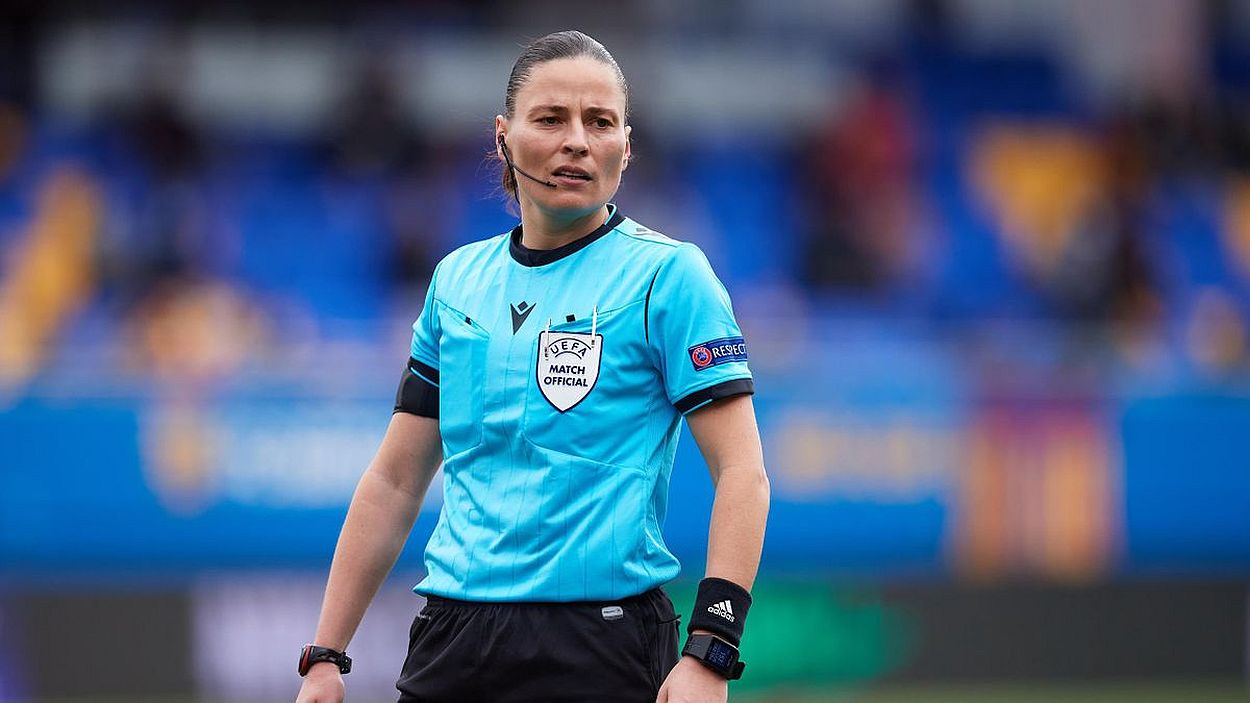 Анастасию пустовойтов. Настя пустовойтова судья. Анастасию пустовойтов. Анастасию пустовойтов. Анастасию пустовойтов.