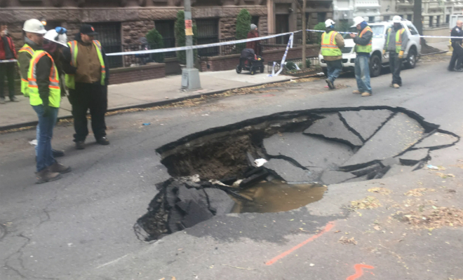 Мужчина купил дом в центре, а потом 40 лет копал тоннели под городом, которые начинались из подвала Мужчина купил дом в центре, а потом 40 лет копал тоннели под городом, которые начинались из подвала Культура