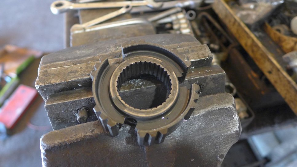 В гостях у «дяди Васи». Непредсказуемый ремонт. А как хорошо все начиналось… В гостях у «дяди Васи». Непредсказуемый ремонт. А как хорошо все начиналось… авто и мото,автоновости