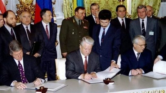 Экс-посол США: Кравчук и Кучма допустили большую ошибку – Украине нельзя было подписывать Будапештским меморандумом