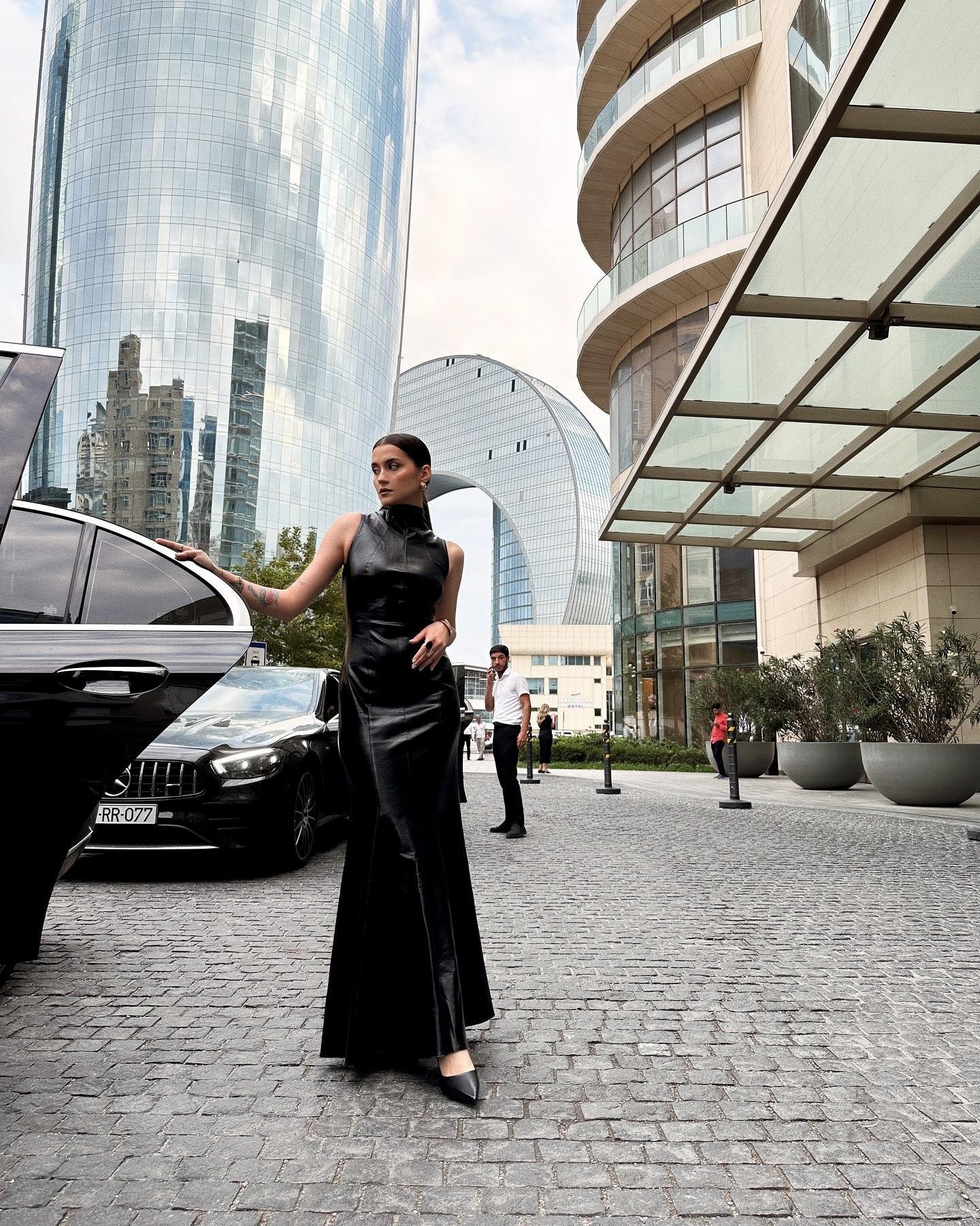 Эльдар Джарахов на сцене