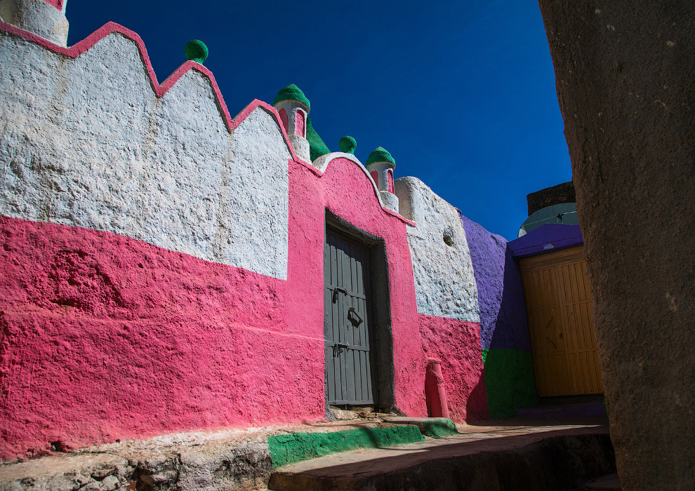 Разноцветная мечеть в Хараре, Эфиопия