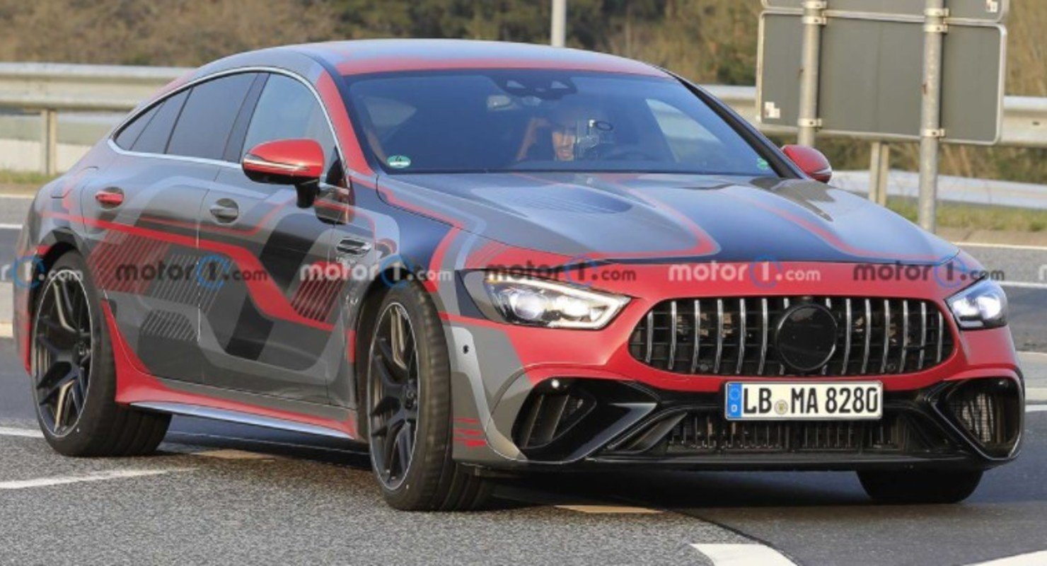 1 сентября дебютирует гибридный 805-сильный Mercedes-AMG GT