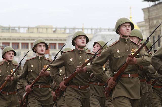 Любовная трехлинейка. Как сложилась личная жизнь Сергея Мосина 