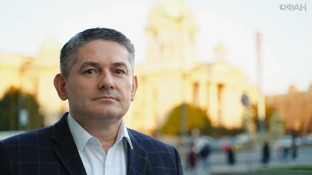 Сербский депутат: Россия должна усиливать свое влияние на Балканах в пику соперникам
