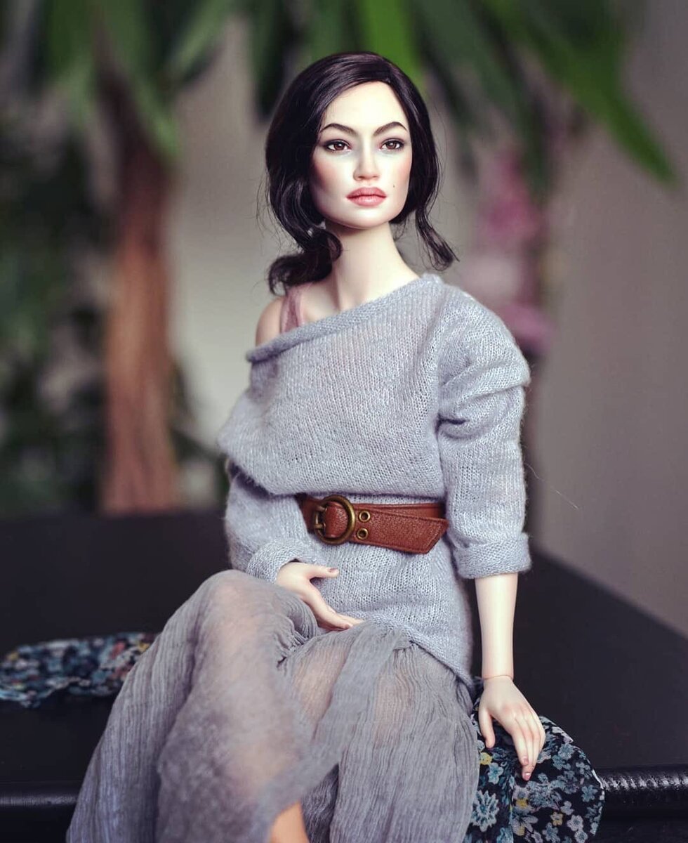  Наталья Лосева, мастерица из Новосибирска,  создает невероятно красивых реалистичных шарнирных  кукол.  Куколки небольшие, всего 36 см, очень изящные и нежные, с разным характером и настроением.-5-2