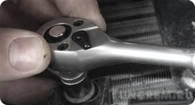 Замена вентилятора охлаждения радиатора Lada Kalina