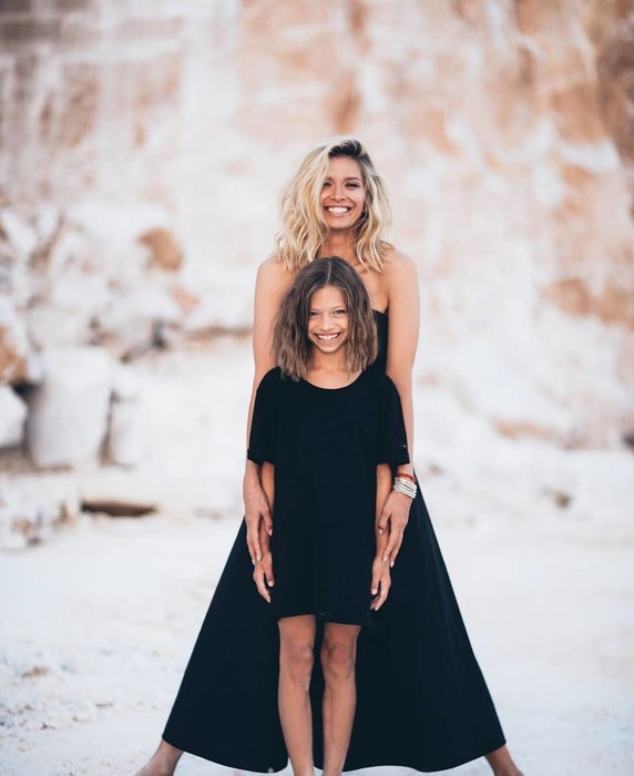 Дети звезд, которые работают наравне с родителями Без категории