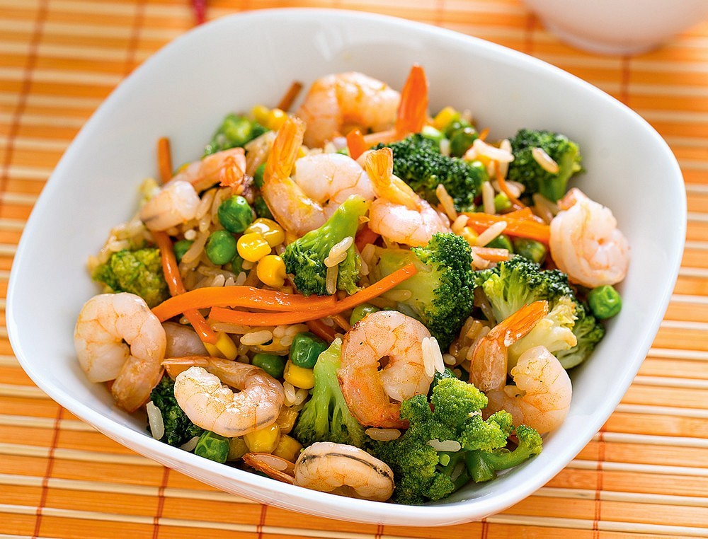 Овощи с креветками в мультиварке