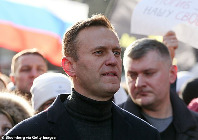 Рассказываю, почему я удовлетворен санкциями Запада из-за Навального 
