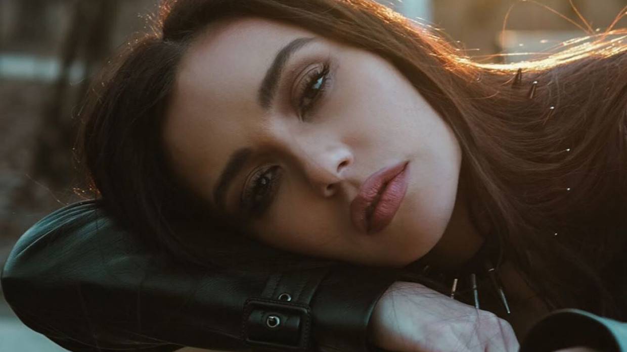 Серябкина показала фигуру в купальнике через два месяца после рождения сына