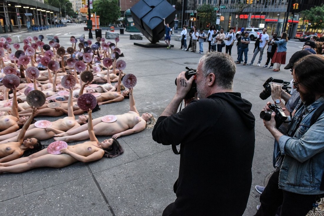 протест голых женщинах фото 17