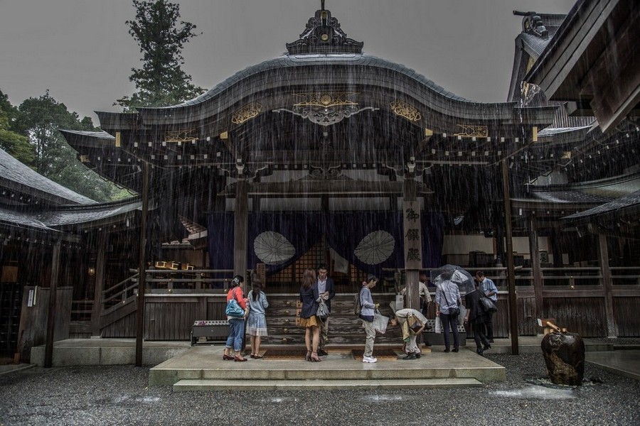 Замечательные снимки Японии в сезон дождей