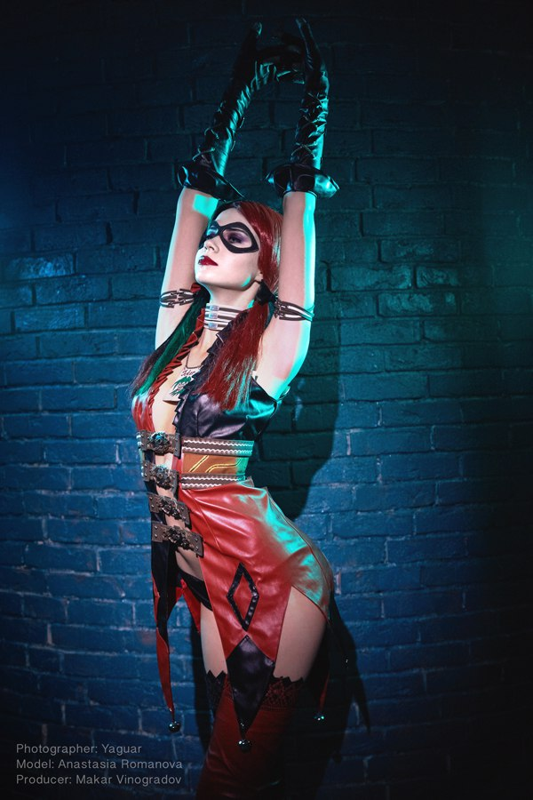 Injustice: Косплей Харли Квинн  Игры,косплей