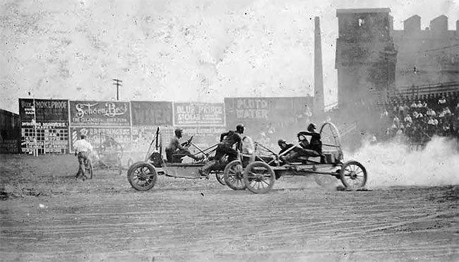 Автополо: опасный вид автоспорта начала XX века, в который играли рисковые парни автомобили