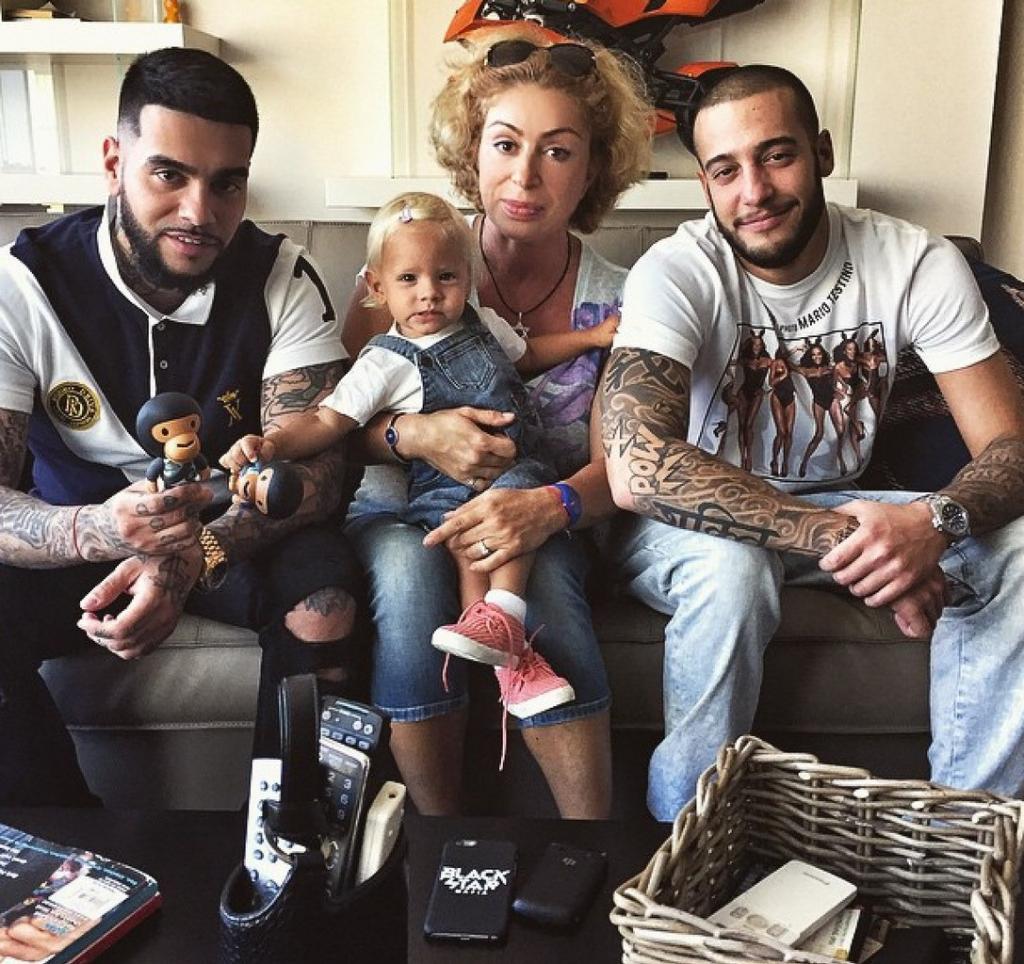 Как выглядят мамы известных в России артистов Как выглядят мамы известных в России артистов красота,наши звезды,новости,фильм,шоу,шоубиз