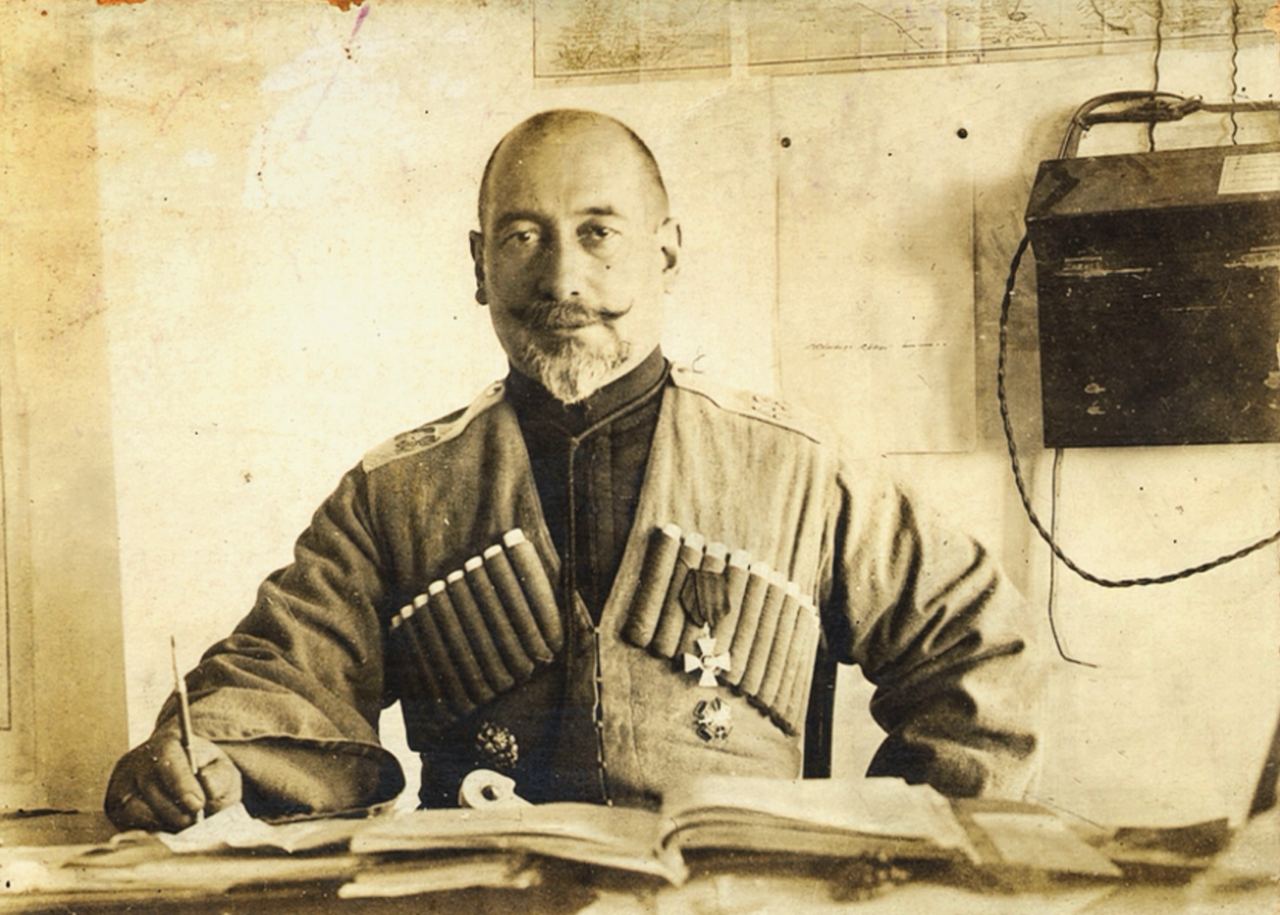 Генерал Н.Н. Баратов, победитель в Алашкертской битве. Дореволюционная фотография