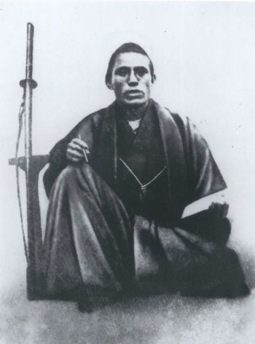 Японский политик, самурай из княжества Сацума.