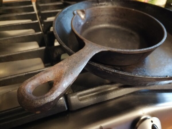 Почему я вернула в обиход чугунные сковородки Почему я вернула в обиход чугунные сковородки женские хобби,кулинария,полезные советы,своими руками,умелые руки,Чугунная сковорода