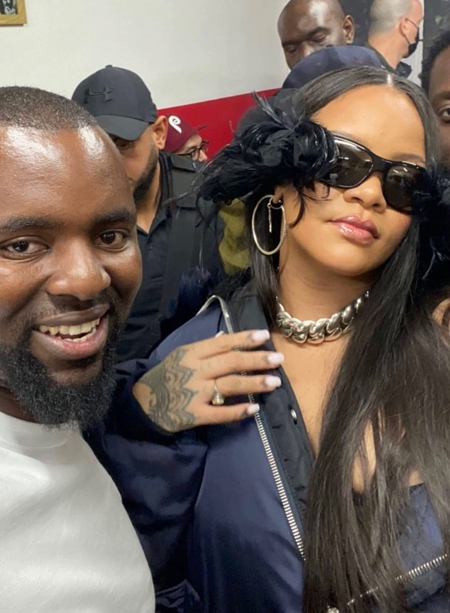 Рианна впервые после рождения ребенка появилась на публике Новости