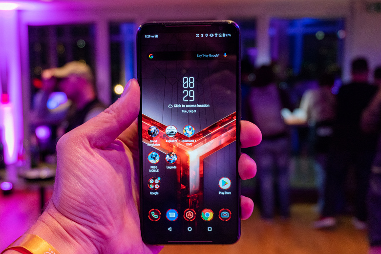 Asus представила игровой смартфон ROG Phone 2 для Европы, включая улучшенную версию Ultimate новости,смартфон,статья