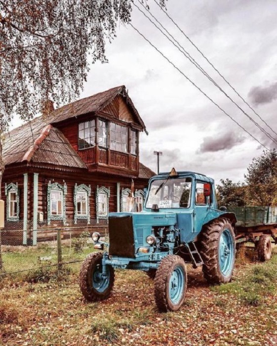 Главный железный помощник, столь необходимый в деревне.