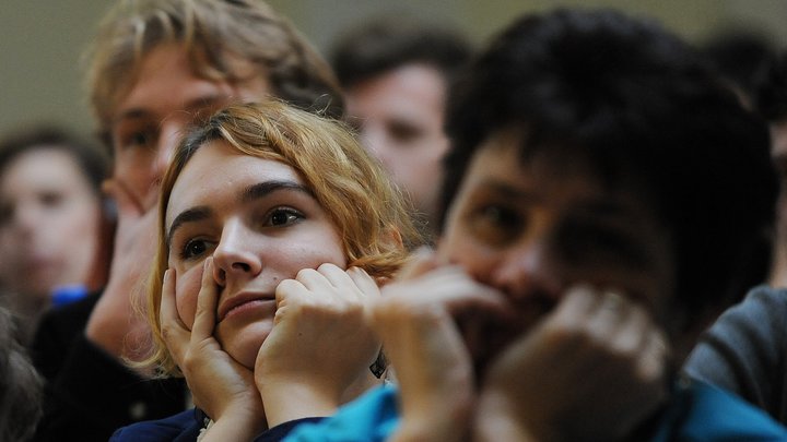 Живу в "бараке", ем "поганку" и "каки": Вам смешно? Сейчас будет грустно