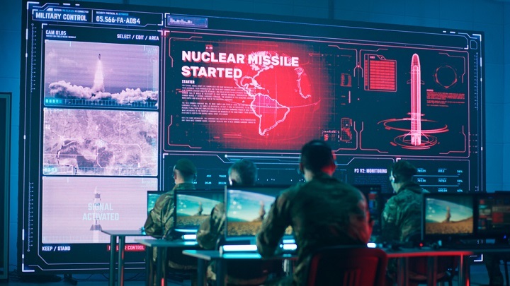 ХОРОШО ЗАБЫТОЕ СТАРОЕ: США ВЕРНУЛИСЬ К АТОМНЫМ БОМБАМ. И ЭТО ПО-НАСТОЯЩЕМУ ОПАСНО