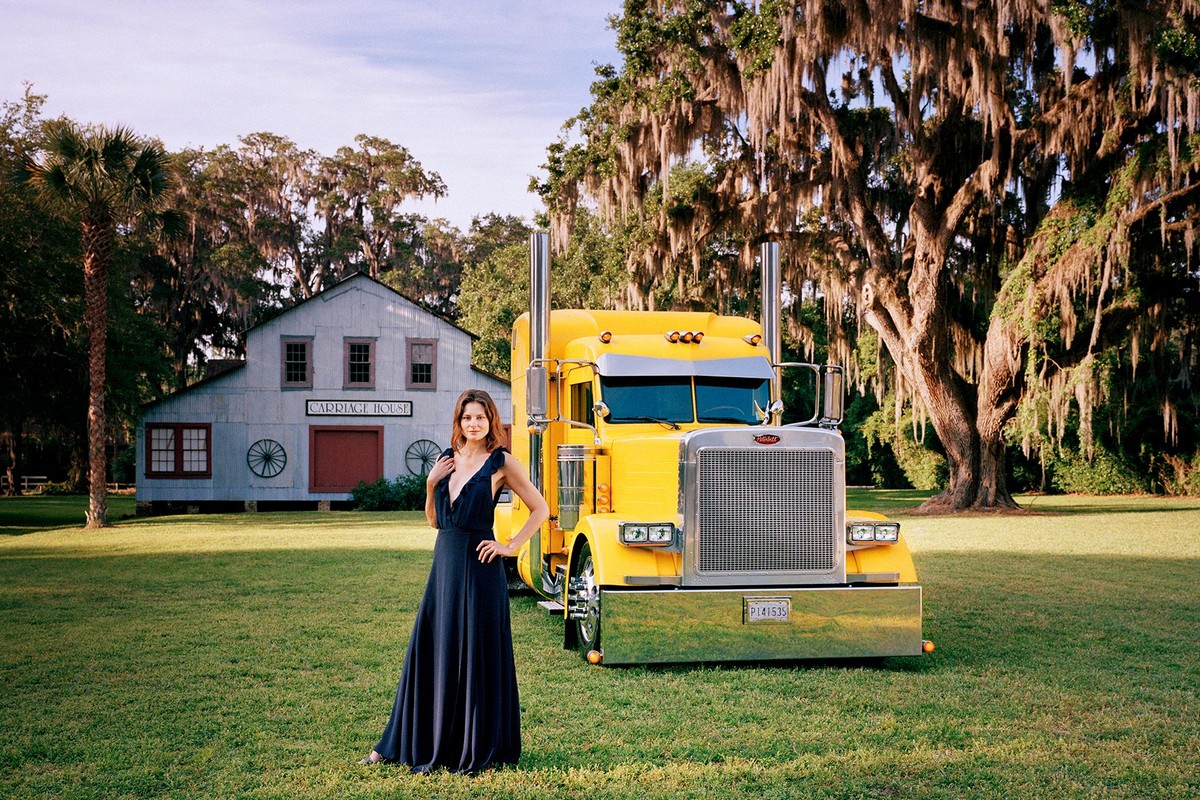 Девушки и тягачи Peterbilt Девушки и тягачи Peterbilt