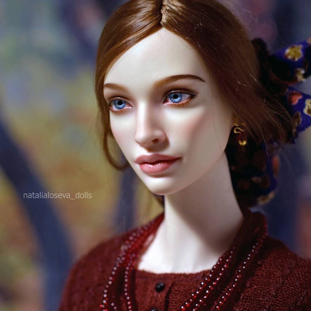  Наталья Лосева, мастерица из Новосибирска,  создает невероятно красивых реалистичных шарнирных  кукол.  Куколки небольшие, всего 36 см, очень изящные и нежные, с разным характером и настроением.-4-6