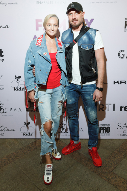 Лиза Арзамасова, Ани Лорак, Олеся Судзиловская и другие на премии Family Awards Светская жизнь